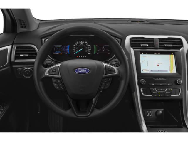 Used 2020 Blue Metallic Ford SE image 7