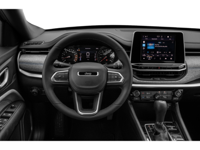 2025 Jeep Compass Limited photo 3
