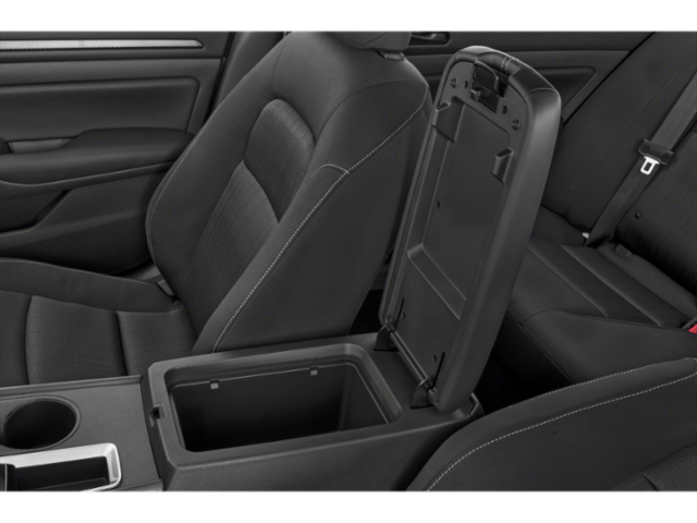 2025 Nissan Altima S photo 9