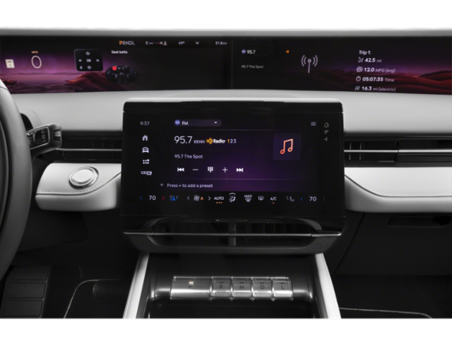 New 2026 White Lincoln Premiere image 7