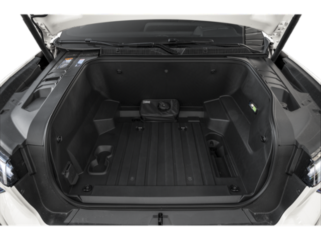 New 2026 White Chevrolet Trail Boss image 9