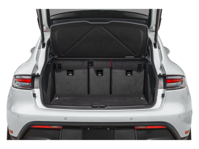 2026 Porsche Macan T photo 8