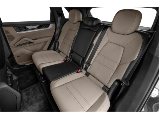 2026 Porsche Cayenne GTS photo 8