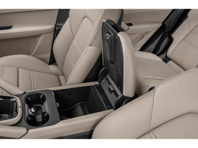 2026 Porsche Cayenne GTS photo 9