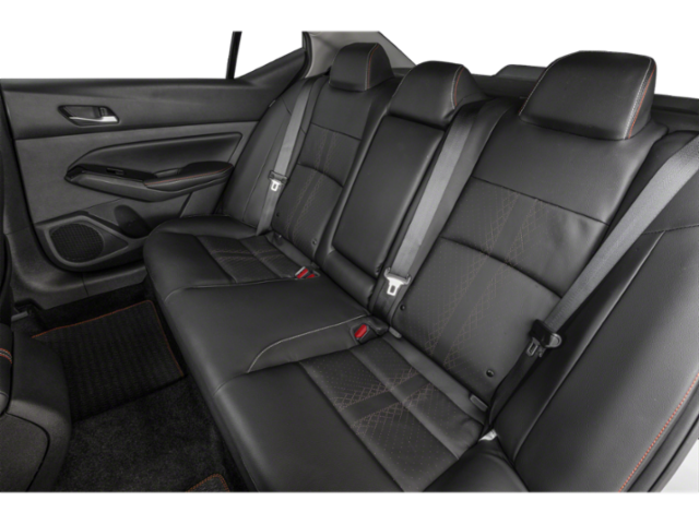 New 2026 Pearl White Tricoat/Super Black Nissan SR image 10