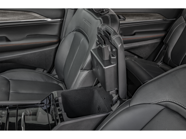 2025 Jeep Grand Cherokee L Overland 4x4 image