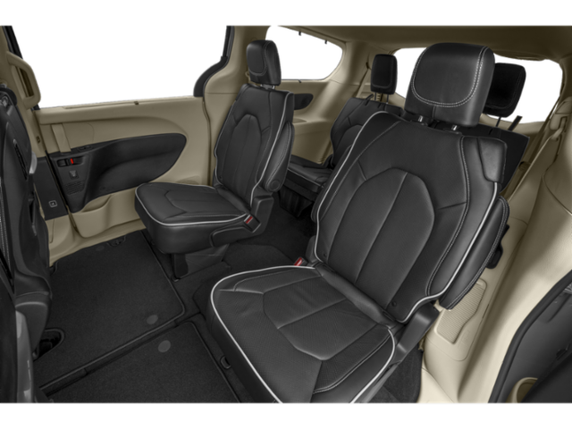 2026 Chrysler Pacifica Limited AWD image