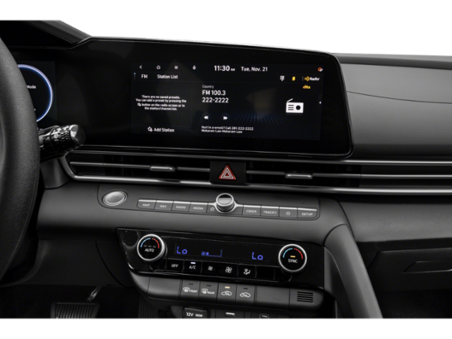 2024 Hyundai Elantra Preferred IVT w/Tech Pkg image