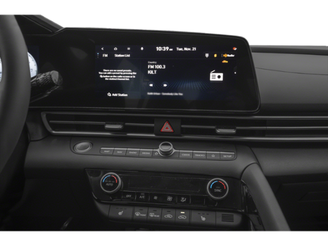 2026 Hyundai Elantra Luxury IVT w/Two-Tone Interior image