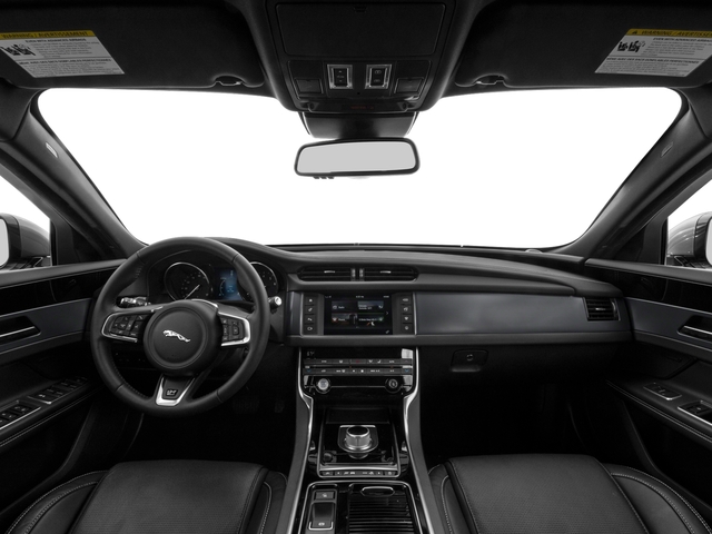 2017 Jaguar XF thumbnail 5