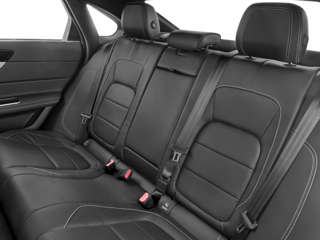 2017 Jaguar XF thumbnail 13