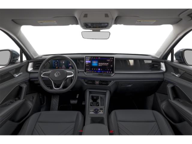 2025 Volkswagen Tiguan SE - Photo 32
