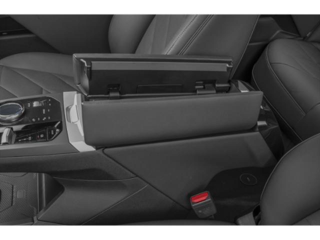 2026 BMW iX 45 - Photo 7