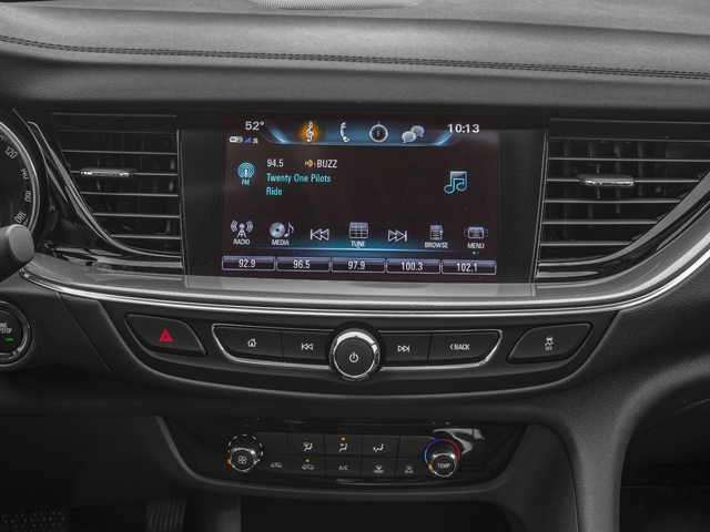 2018 Buick Regal TourX thumbnail 10