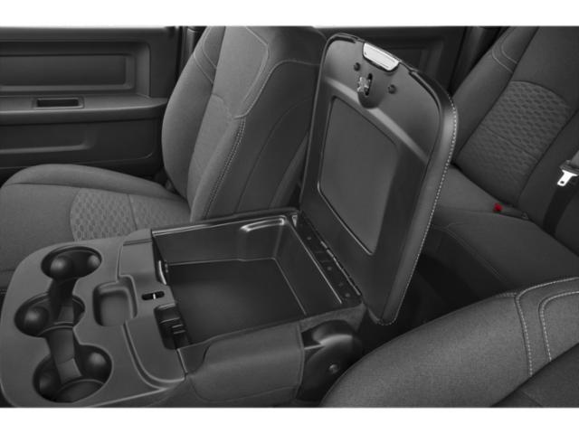 2025 RAM 3500 Big Horn - Photo 6