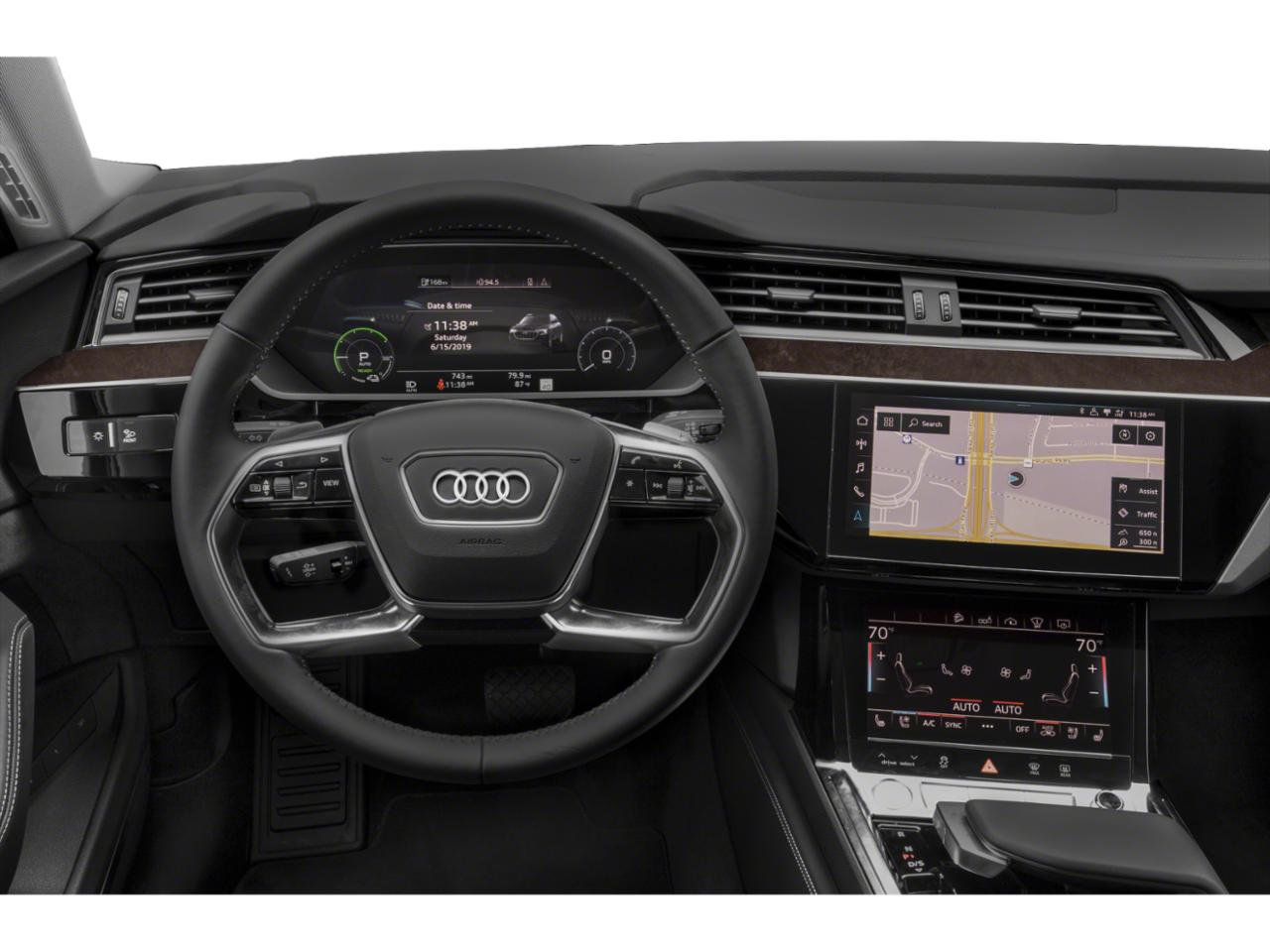2019 Audi e-tron Premium Plus photo 3