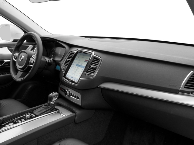 2018 Volvo XC90 thumbnail 9