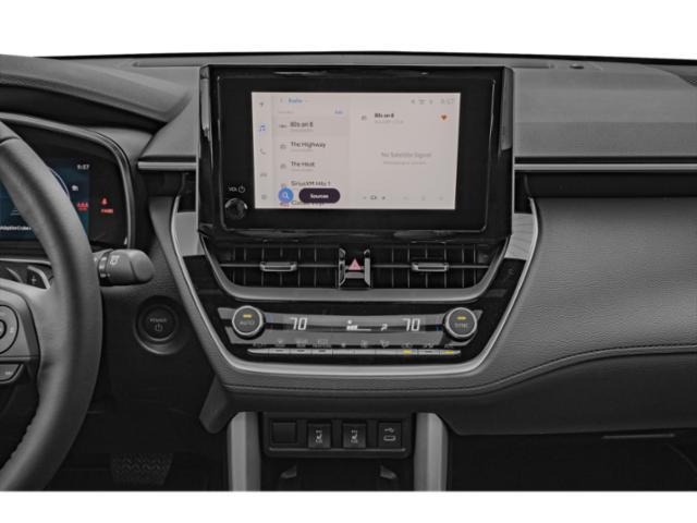 2025 Toyota Corolla Cross XSE - Photo 32