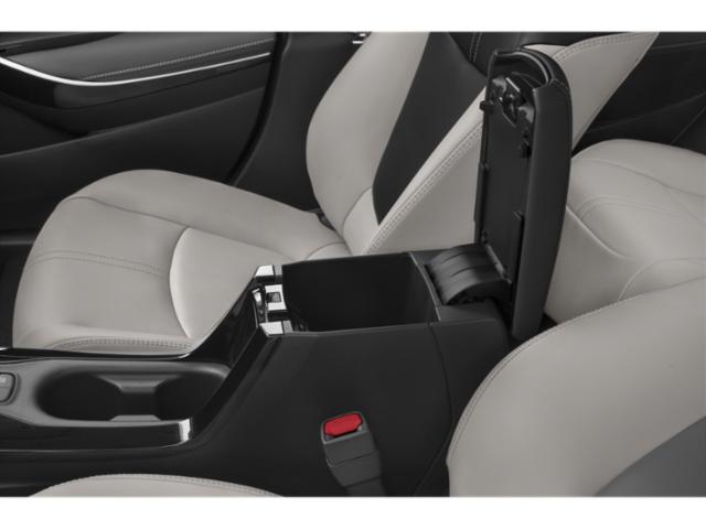 Photo 33