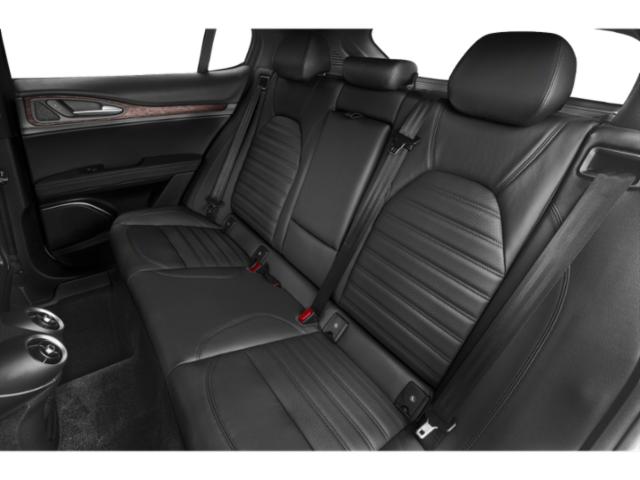 2023 Alfa Romeo Stelvio thumbnail 10