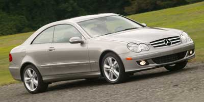 2009 Mercedes-Benz CLK-Class 2dr Cpe 3.5L, available for sale in Huntington Station, New York | Huntington Auto Mall. Huntington Station, New York