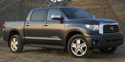 Used 2009  Toyota Tundra 4WD Crew Max 5&period;7L SR5 at Headlight Motor Group near Lewiston&comma; ME