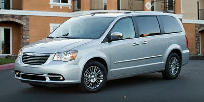 Used 2014  Chrysler Town & Country 4d Wagon Touring at Paradise Motors near Lansing&comma; MI