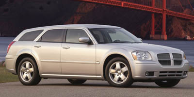 Used 2005  Dodge Magnum 4d Wagon RT AWD at Carrikers Auto Outlet near Oskaloosa, IA
