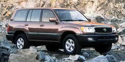 Used 2000 Toyota Land Cruiser in Manchester, Connecticut | Vernon Auto Sale & Service. Manchester, Connecticut