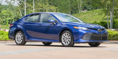 Used 2019  Toyota Camry LE Auto &lpar;Natl&rpar; at The Truck Farm near Easley&comma; SC