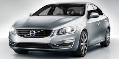 Used 2018  Volvo S60 4d Sedan AWD T5 Dynamic at Maxx Loans near St&period; Adrian&comma; MI