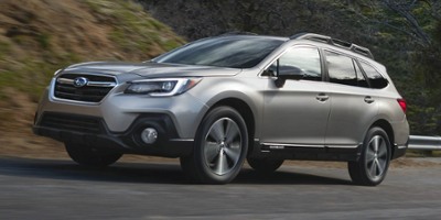 Used 2018  Subaru Outback 4d SUV 2&period;5i Premium at Maxx Loans near St&period; Adrian&comma; MI